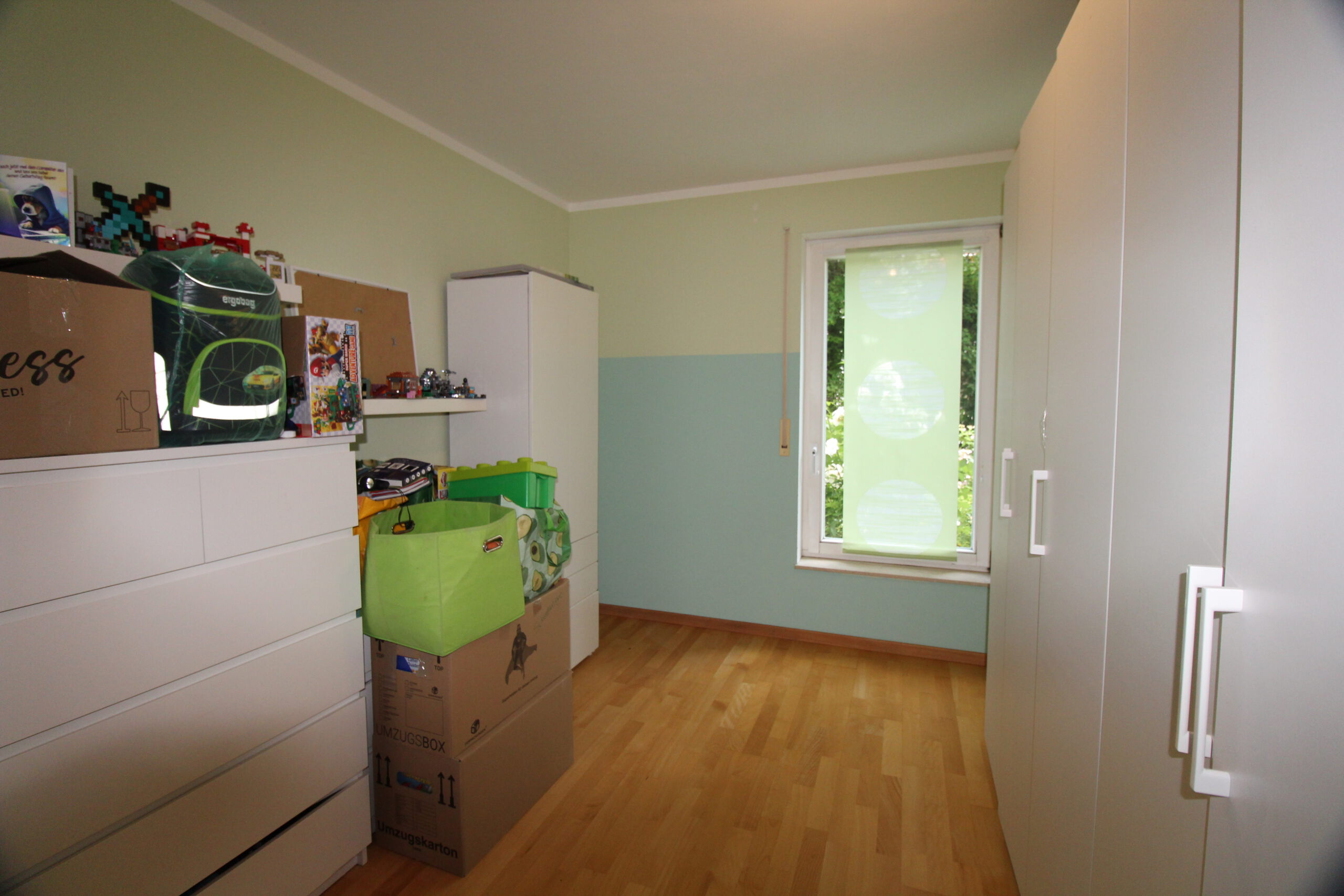 5 Zimmer 1 Blick Fenster
